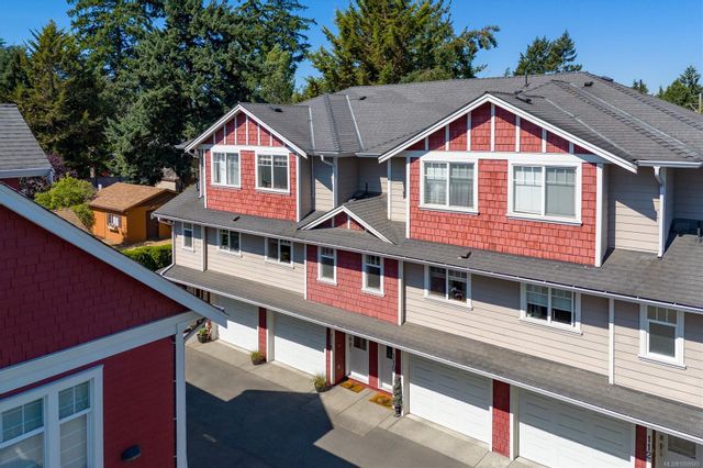 buying acreage Vancouver Island